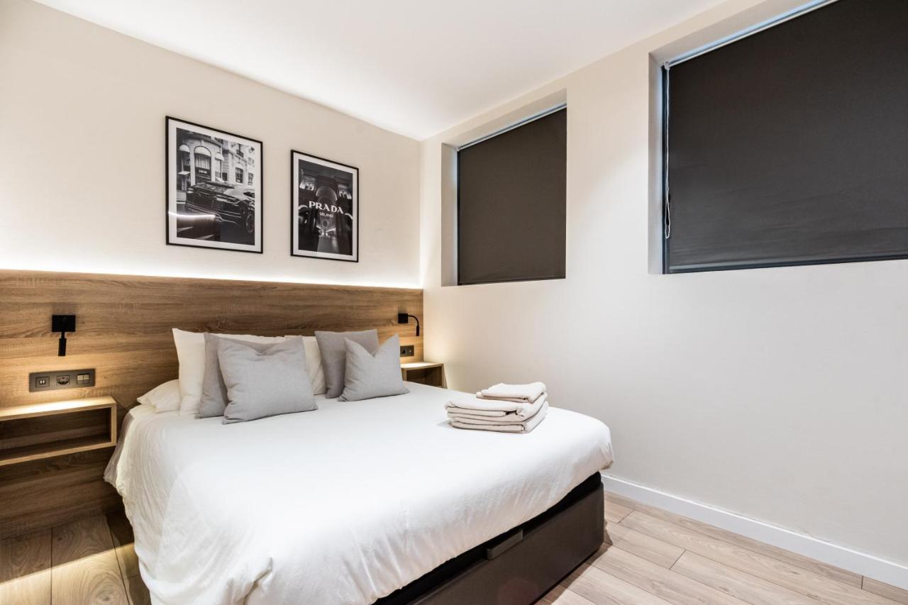 Exclusive Apartments Barcelona 4 Personas G Humet Terrassa Bagian luar foto