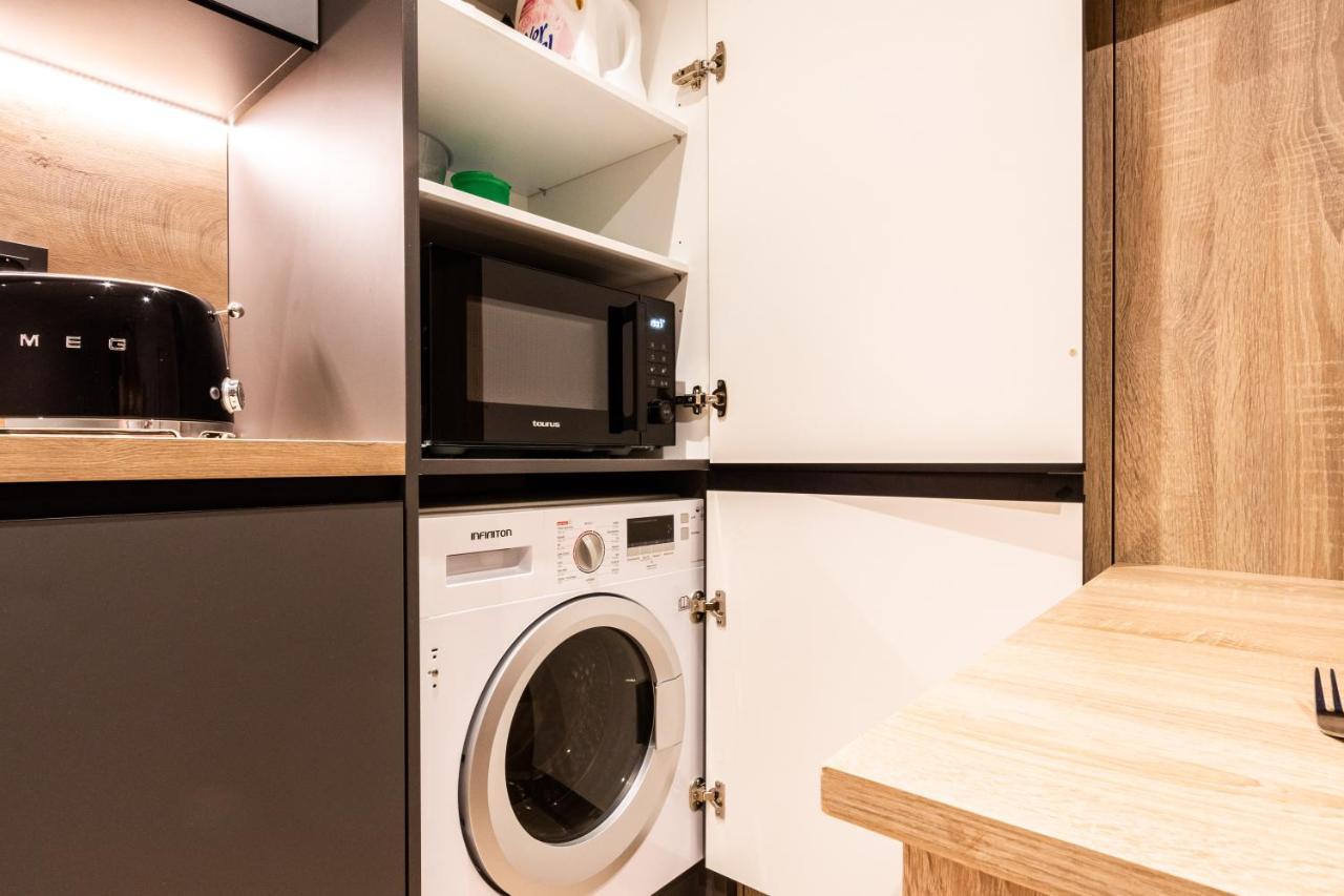 Exclusive Apartments Barcelona 4 Personas G Humet Terrassa Bagian luar foto