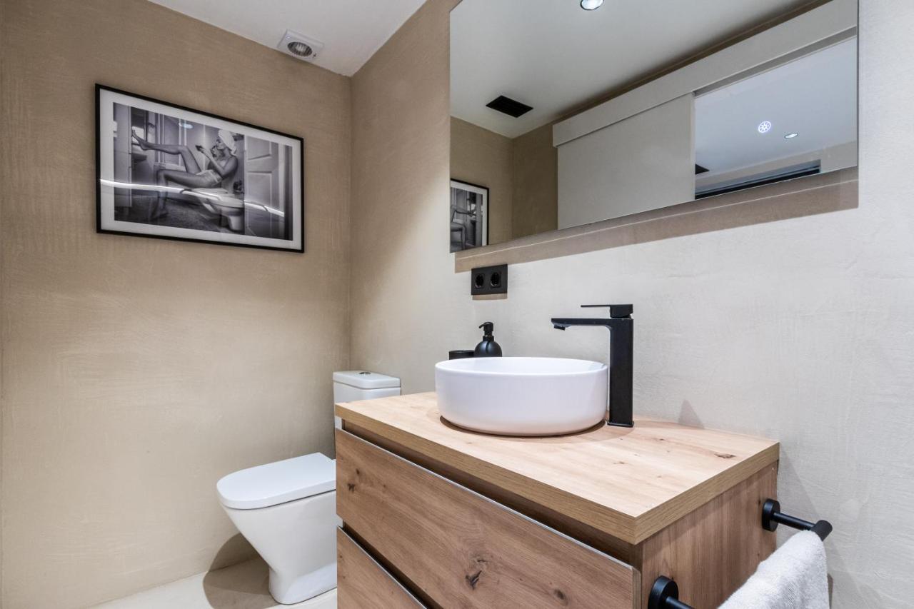 Exclusive Apartments Barcelona 4 Personas G Humet Terrassa Bagian luar foto